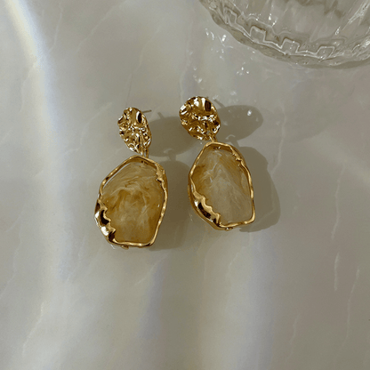 A pair of resin geometry earrings Fashion earrings Vintage irregular pendants temperament studs