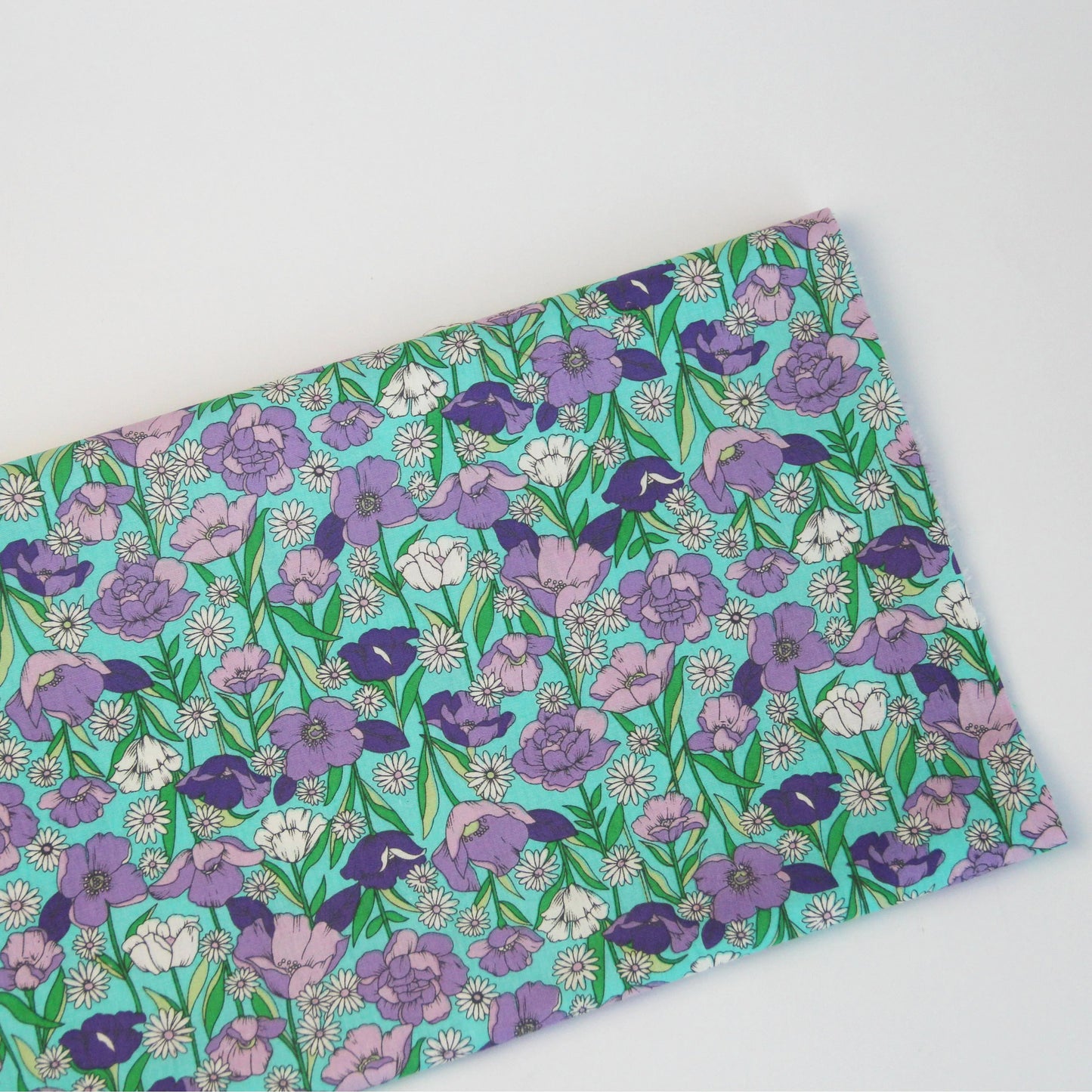 No Moq Custom Digital Print Liberty Cotton Tana Lawn Fabric With Floral Designs 100% Organic Fabric for Clothing