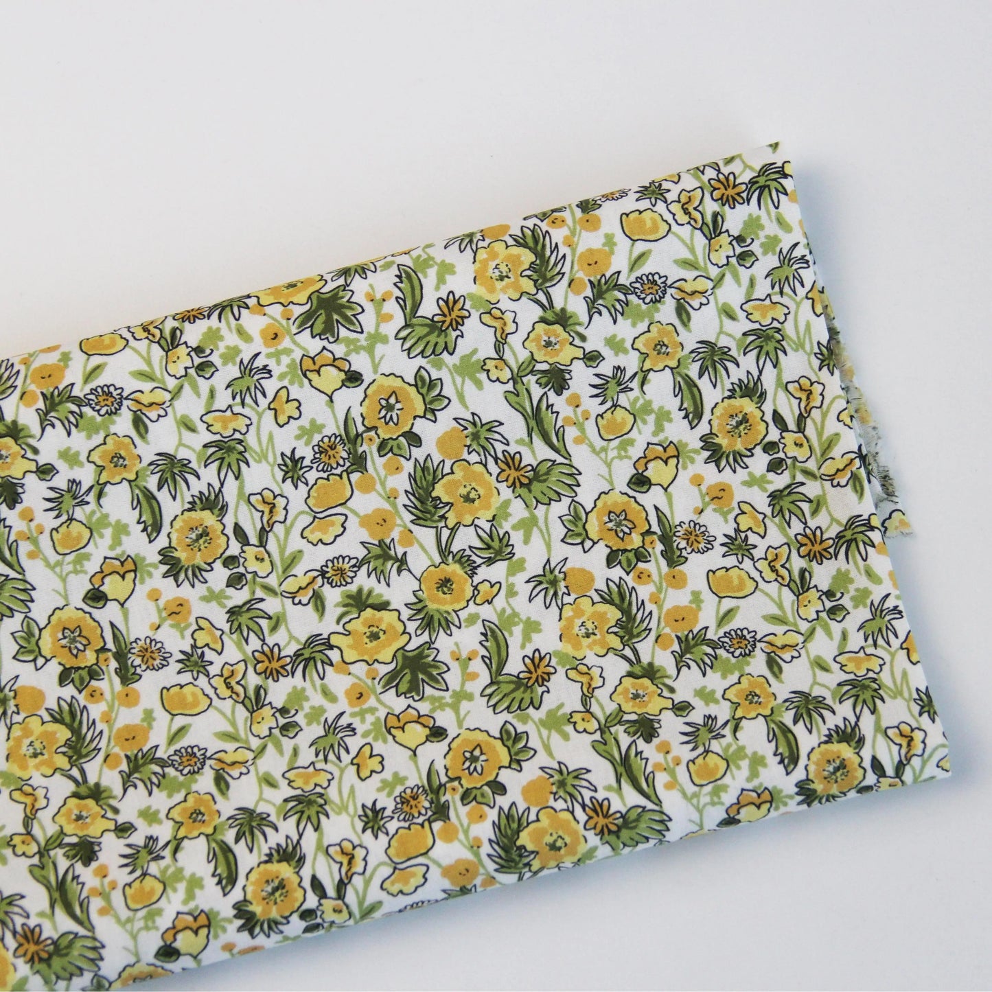 No Moq Custom Digital Print Liberty Cotton Tana Lawn Fabric With Floral Designs 100% Organic Fabric for Clothing