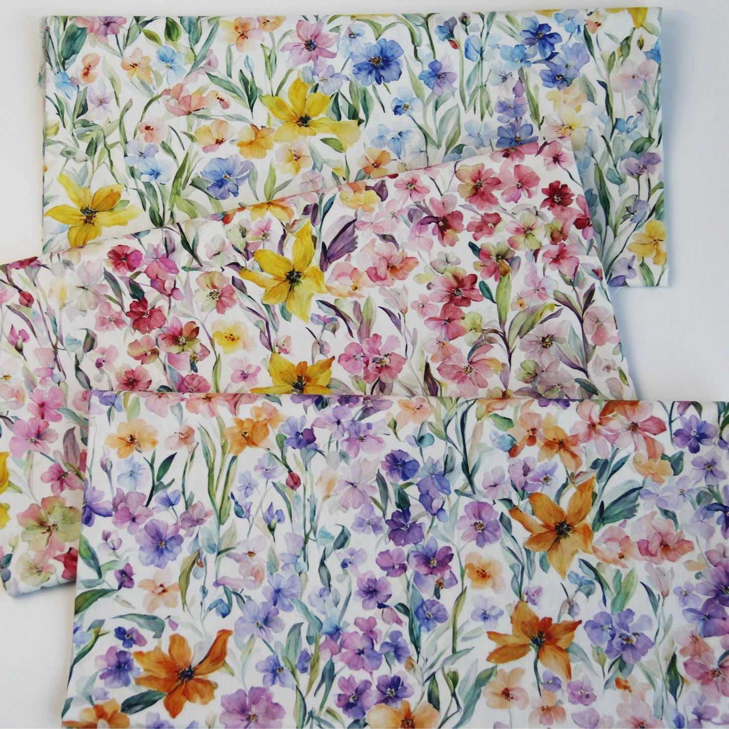 No Moq Custom Digital Print Liberty Cotton Tana Lawn Fabric With Floral Designs 100% Organic Fabric for Clothing