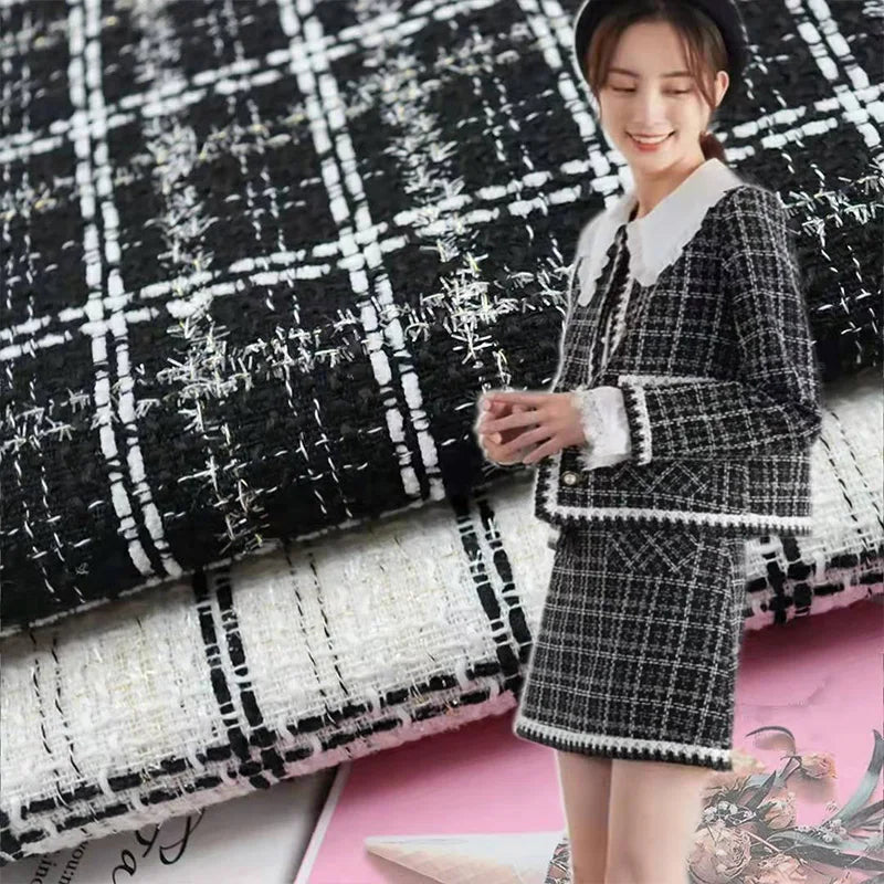 Wholesale 100% Polyester Woolen Fabric Fiber Plaid Check Woven Woolen Yarn Dyed Tweed Fabric for Coat Clothing Dress Vest Skirt