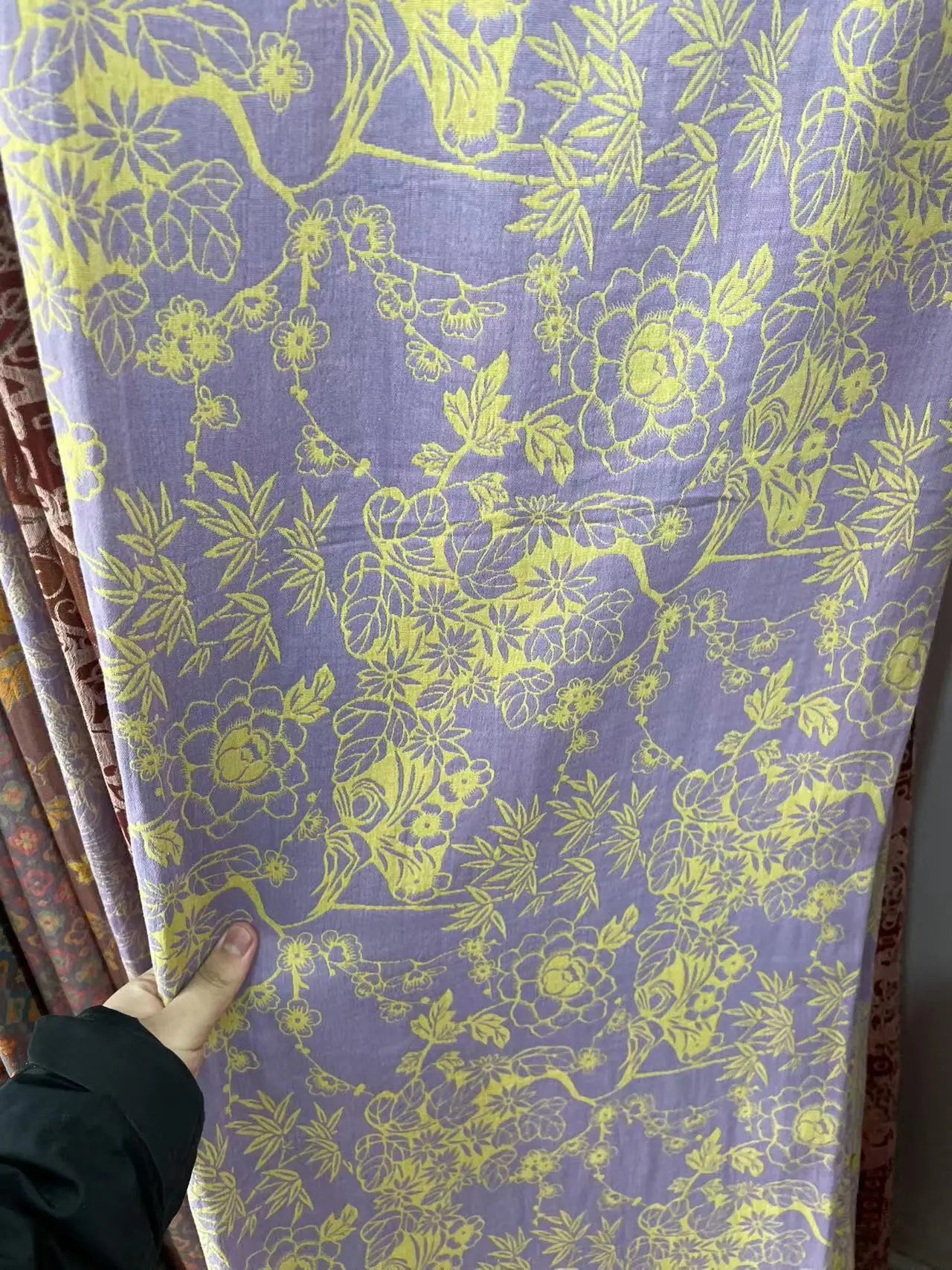 100% Cotton Jacquard AB Face Yarn-Dyed Fabric for Home Textiles Dress Garment Bag Wedding Bedding Toy-for Boys and Girls