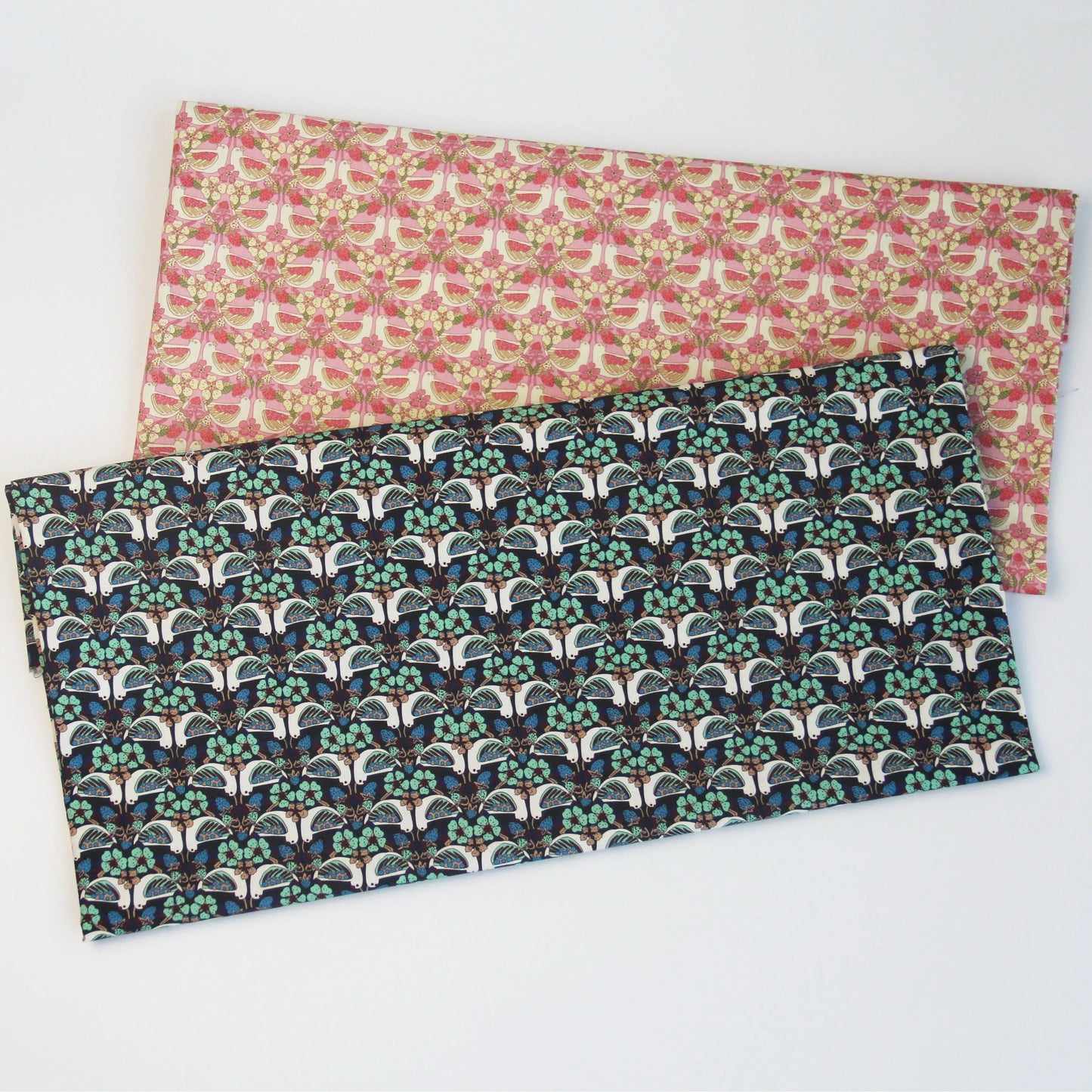 No Moq Custom Digital Print Liberty Cotton Tana Lawn Fabric With Floral Designs 100% Organic Fabric for Clothing