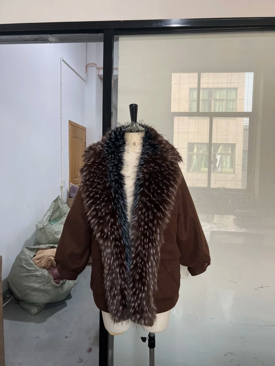 Oversized Winter Women's Coat Wide Faux Fur Collar Hooded Jackets Loose Single Breasted Outwears 2025 New Trendy Warm Lady Coats