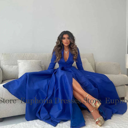Saudi Arabia Dresses for Special Events Formal Satin A-line Celebrity Dress Royal Blue V-neck Ruched Pleat Evening Dress Long
