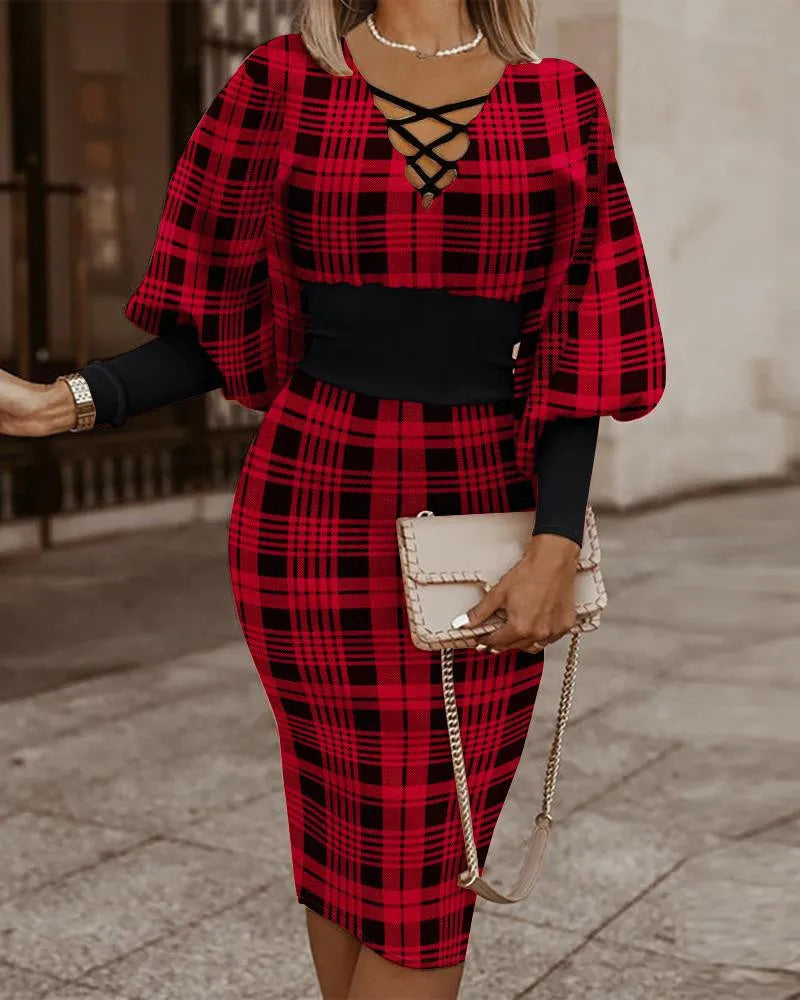 The Long-Sleeve Hollow-Waist Dress