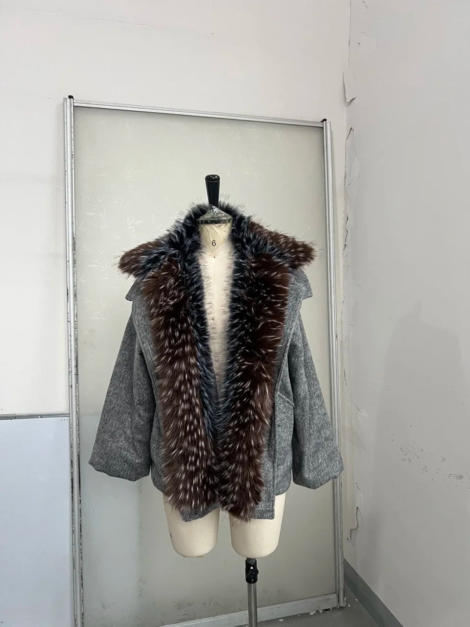 Oversized Winter Women's Coat Wide Faux Fur Collar Hooded Jackets Loose Single Breasted Outwears 2025 New Trendy Warm Lady Coats