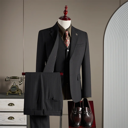 High-quality, fashionable and stylish British-style banquet striped suit set, men's three-piece business casual suit