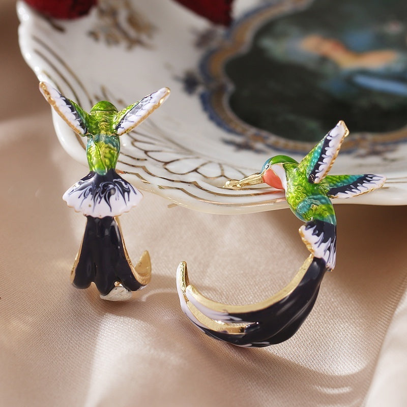 Cute Flying Hummingbird Oil Painting Earrings Enamel Hummingbird Stud Earrings Colorful Animal Elegant Jewelry For Women