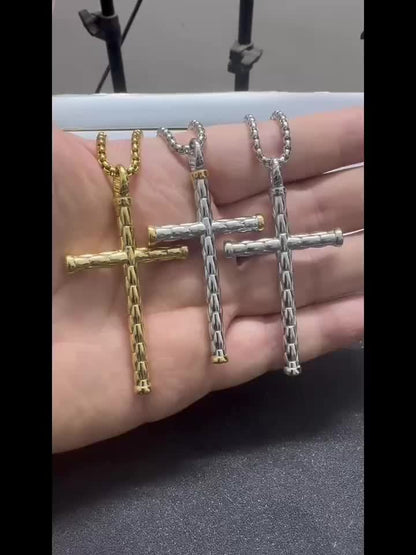 1pc Men's Religious Cross Pendant Choker Necklace - Stainless Steel Chain - Golden/Silvery Color - Fashion Jewelry - Perfect Gift for Men